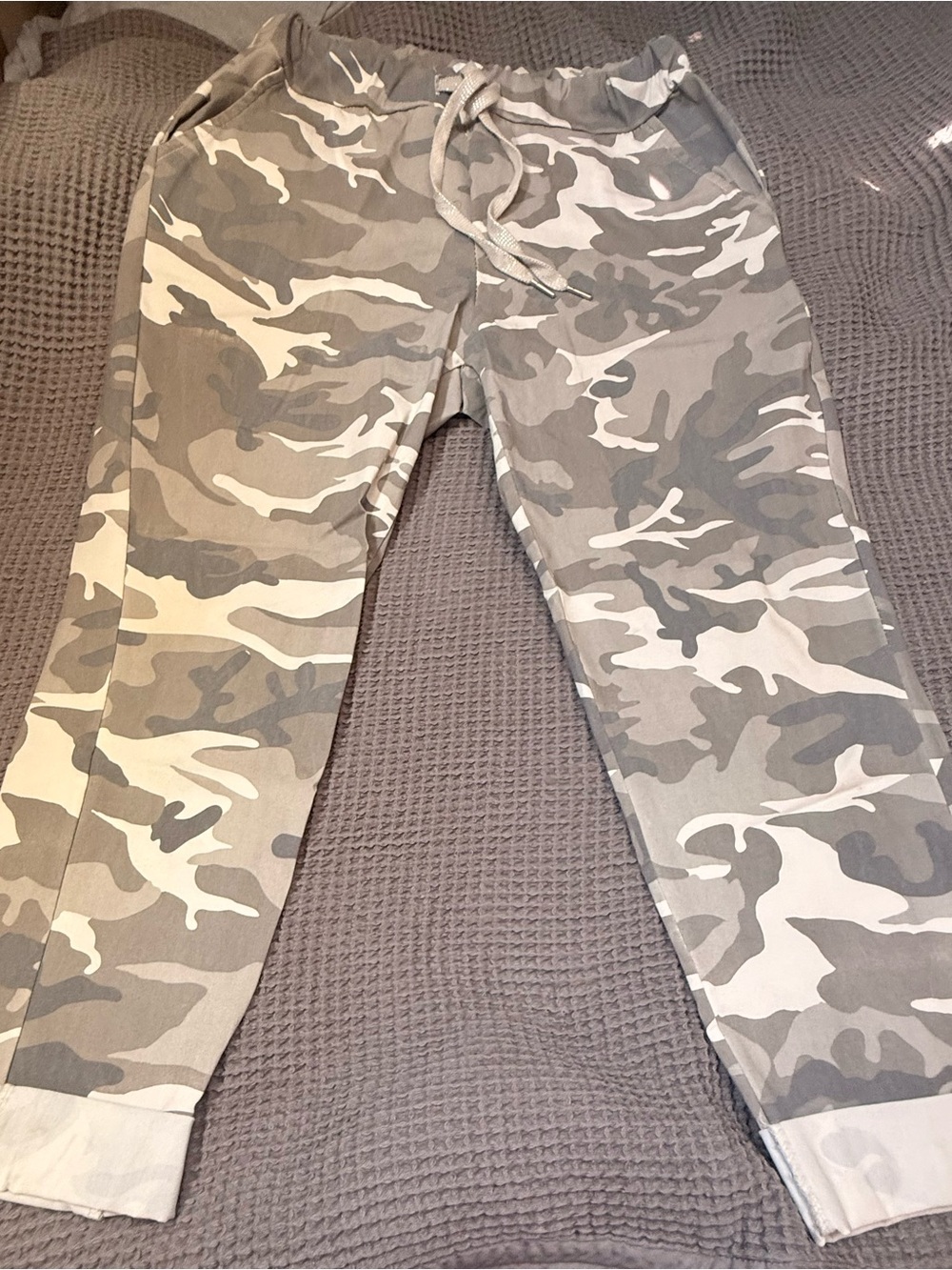 Kids Camo Jogger Pants - Gray Camo